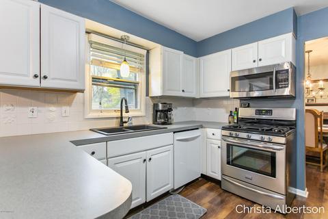 6344 Dunbarton St SE, Ada, MI 49301 photo 6