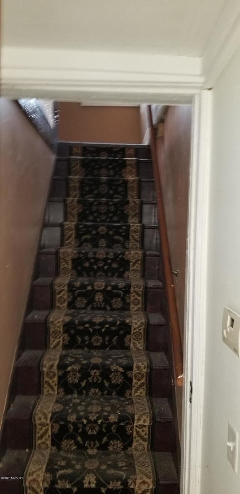 534 Second St, Manistee, MI 49660 photo 21