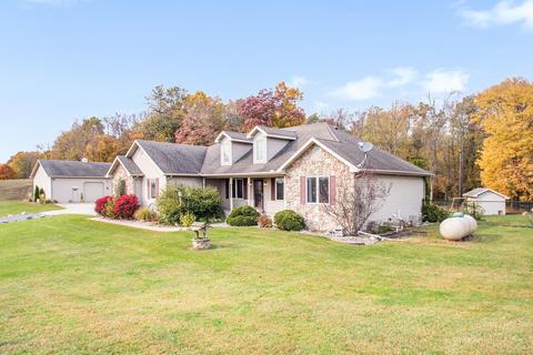 24352 M 60, Cassopolis, MI 49031 photo 2