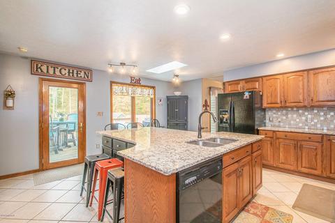 24352 M 60, Cassopolis, MI 49031 photo 4
