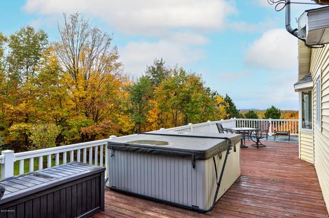 7238 W Fox Rd, Mears, MI 49436 photo 13
