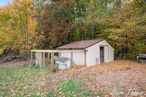 4082 E Klees Rd, Stanton, MI 48888 photo 11
