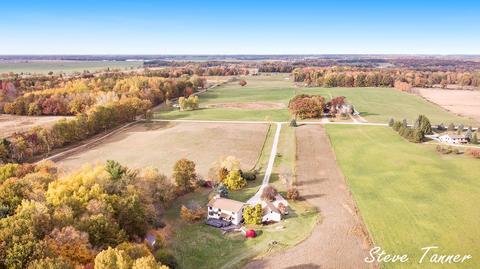 4082 E Klees Rd, Stanton, MI 48888 photo 4