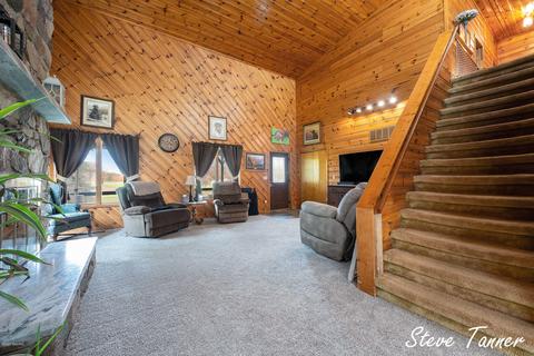 4082 E Klees Rd, Stanton, MI 48888 photo 31
