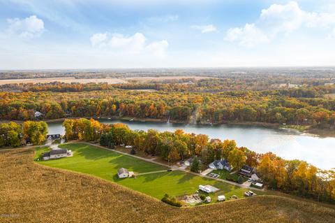 21759 Puterbaugh Ln, Cassopolis, MI 49031 photo 4