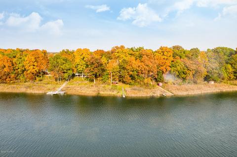 21759 Puterbaugh Ln, Cassopolis, MI 49031 photo 5