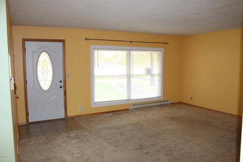 15036 N Main St, Buchanan, MI 49107 photo 25