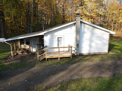 15036 N Main St, Buchanan, MI 49107 photo 6
