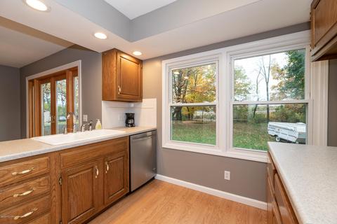 830 Glenview Dr, Plainwell, MI 49080 photo 13