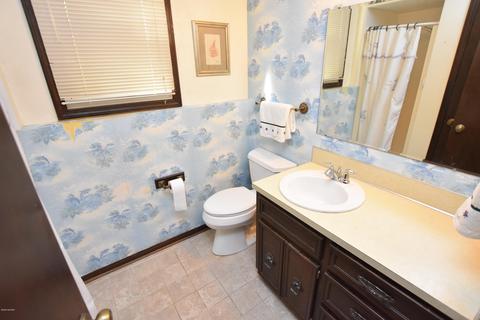 8657 Shadowbrook Dr, Jenison, MI 49428 photo 48