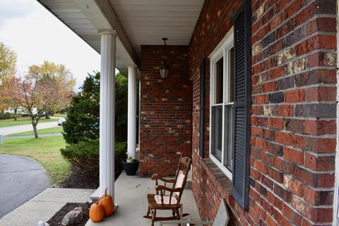8657 Shadowbrook Dr, Jenison, MI 49428 photo 16