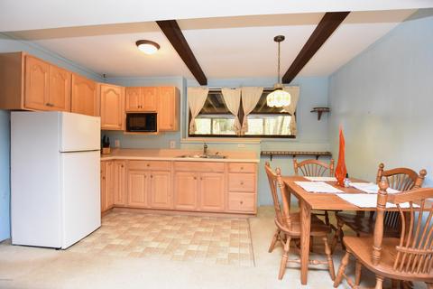 8657 Shadowbrook Dr, Jenison, MI 49428 photo 46