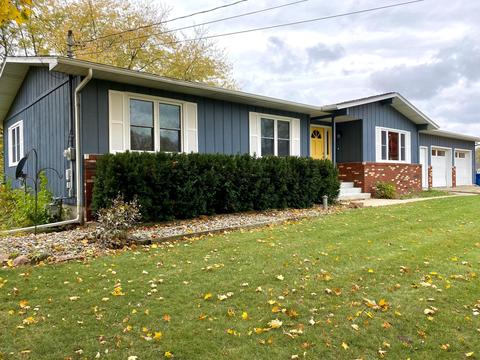 286 Mcmahon Dr, Bronson, MI 49028 photo 3
