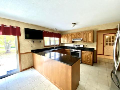 286 Mcmahon Dr, Bronson, MI 49028 photo 9