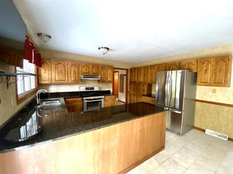 286 Mcmahon Dr, Bronson, MI 49028 photo 10