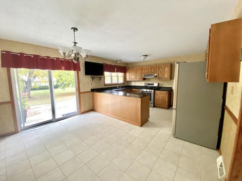 286 Mcmahon Dr, Bronson, MI 49028 photo 8