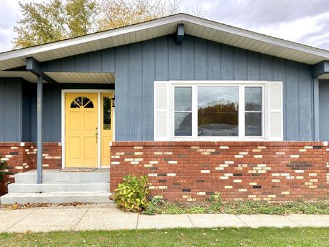 286 Mcmahon Dr, Bronson, MI 49028 photo 4