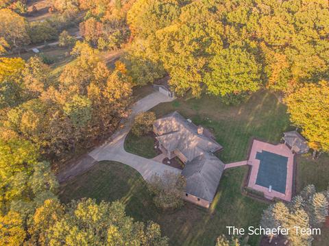 4574 Egypt Valley Ave NE, Ada, MI 49301 photo 2
