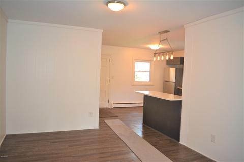 868 E Michigan Ave, Marshall, MI 49068 photo 12