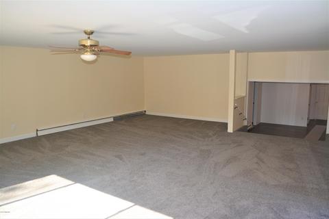 868 E Michigan Ave, Marshall, MI 49068 photo 15