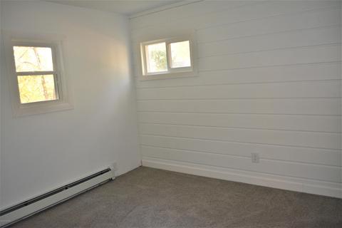 868 E Michigan Ave, Marshall, MI 49068 photo 18