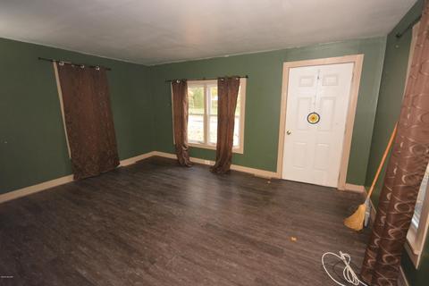 149 E Dibble St E, Marcellus, MI 49067 photo 12
