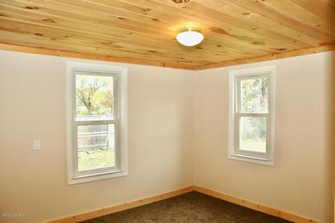42 N Webster St, White Cloud, MI 49349 photo 8
