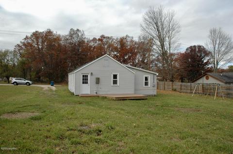 42 N Webster St, White Cloud, MI 49349 photo 21