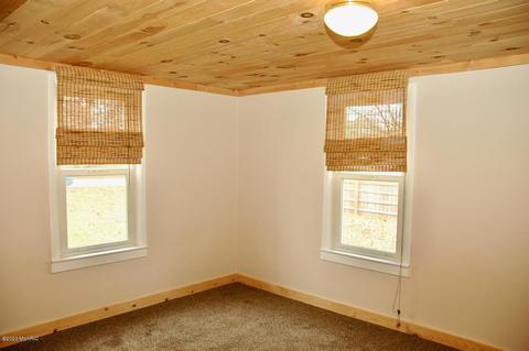 42 N Webster St, White Cloud, MI 49349 photo 6