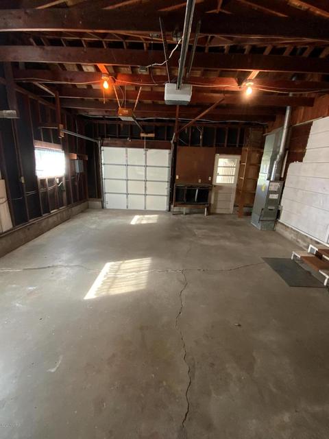 417 Chippewa St, Buchanan, MI 49107 photo 22
