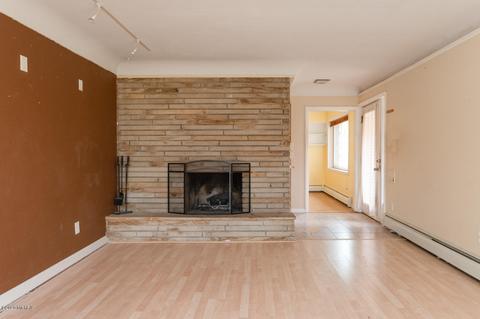 311 E Thomas St, Parchment, MI 49004 photo 4