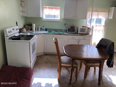78 Smith St, Coldwater, MI 49036 photo 7
