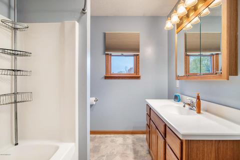6107 Clise Rd, Bath, MI 48808 photo 19