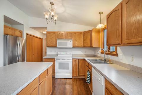 6107 Clise Rd, Bath, MI 48808 photo 14