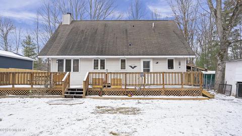 6623 E Deerwood Dr, White Cloud, MI 49349 photo 4