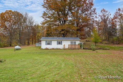 8648 Wager Rd, Lyons, MI 48851 photo 2