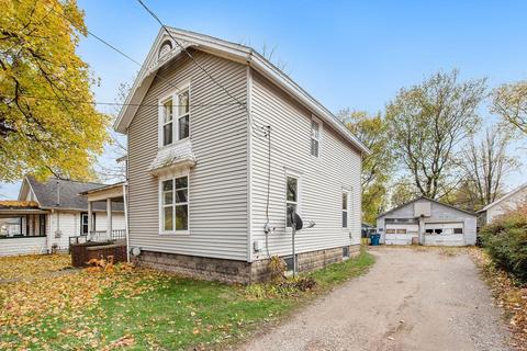 107 W Hanover St, Marshall, MI 49068 photo 3
