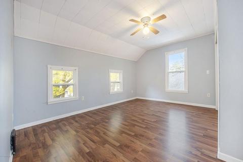 107 W Hanover St, Marshall, MI 49068 photo 26