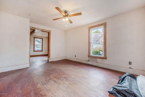 107 W Hanover St, Marshall, MI 49068 photo 15