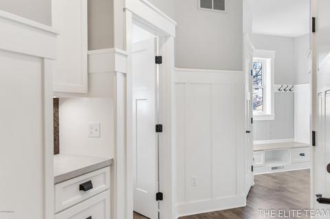3283 Bauer Rd, Jenison, MI 49428 photo 30