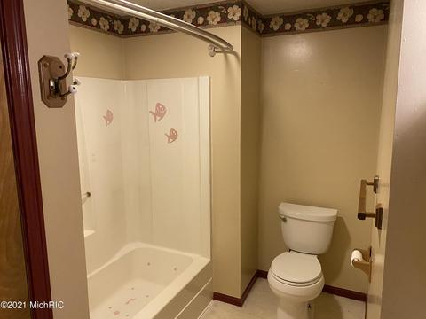 104 W Silver St, Reading, MI 49274 photo 15