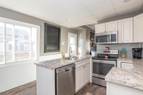 614 E Bridge St, Plainwell, MI 49080 photo 22