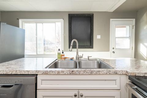 614 E Bridge St, Plainwell, MI 49080 photo 17