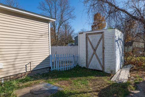 614 E Bridge St, Plainwell, MI 49080 photo 38