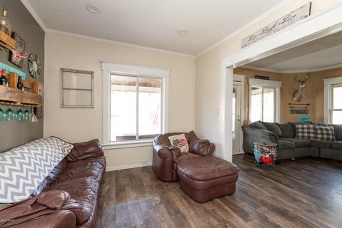 614 E Bridge St, Plainwell, MI 49080 photo 14