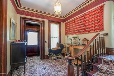 335 E Bridge St, Plainwell, MI 49080 photo 4
