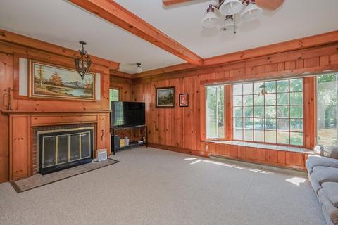 335 E Bridge St, Plainwell, MI 49080 photo 18