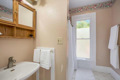 335 E Bridge St, Plainwell, MI 49080 photo 35