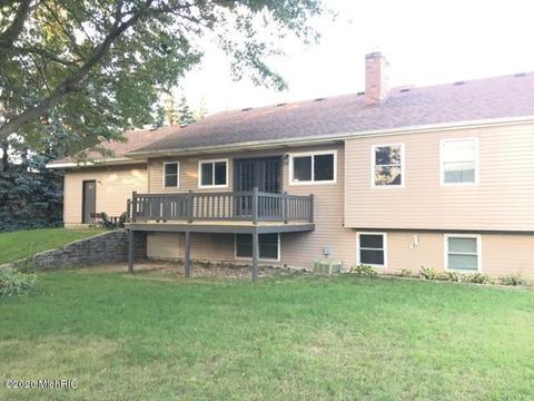 8711 Rivercrest Dr, Jenison, MI 49428 photo 3