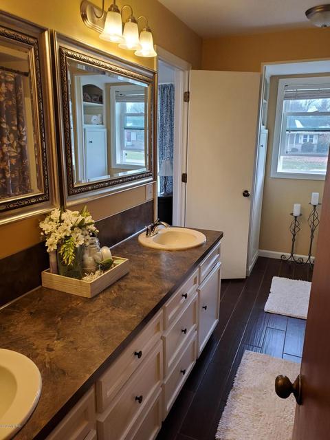 8711 Rivercrest Dr, Jenison, MI 49428 photo 14